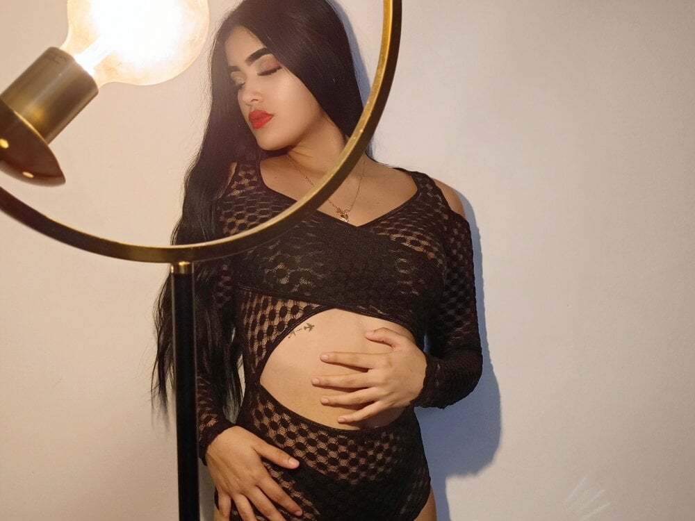 Lea_Alejo01 profile