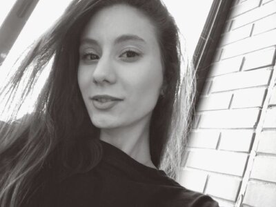 LolaBennett Live Cam on StripChat