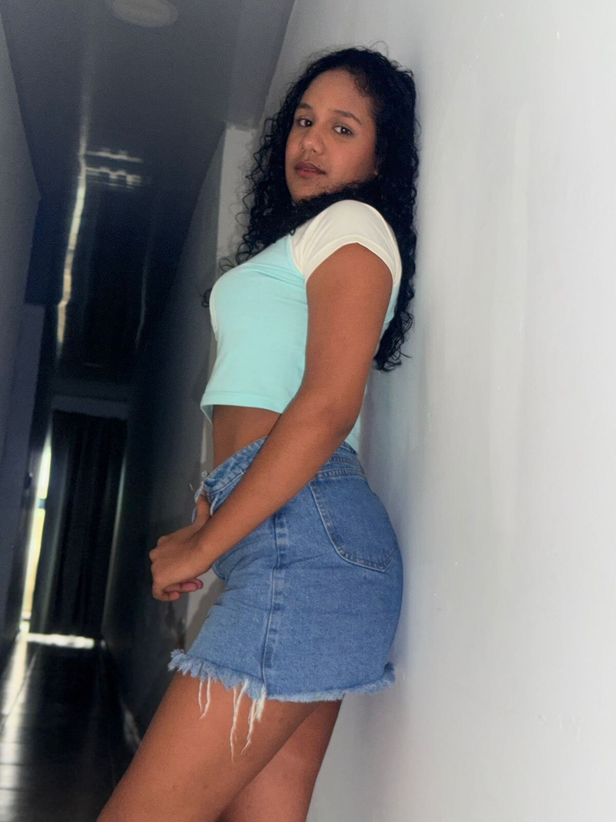 emily_russell_