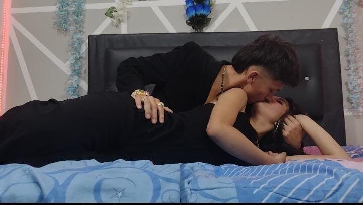 COZY7COUPLE