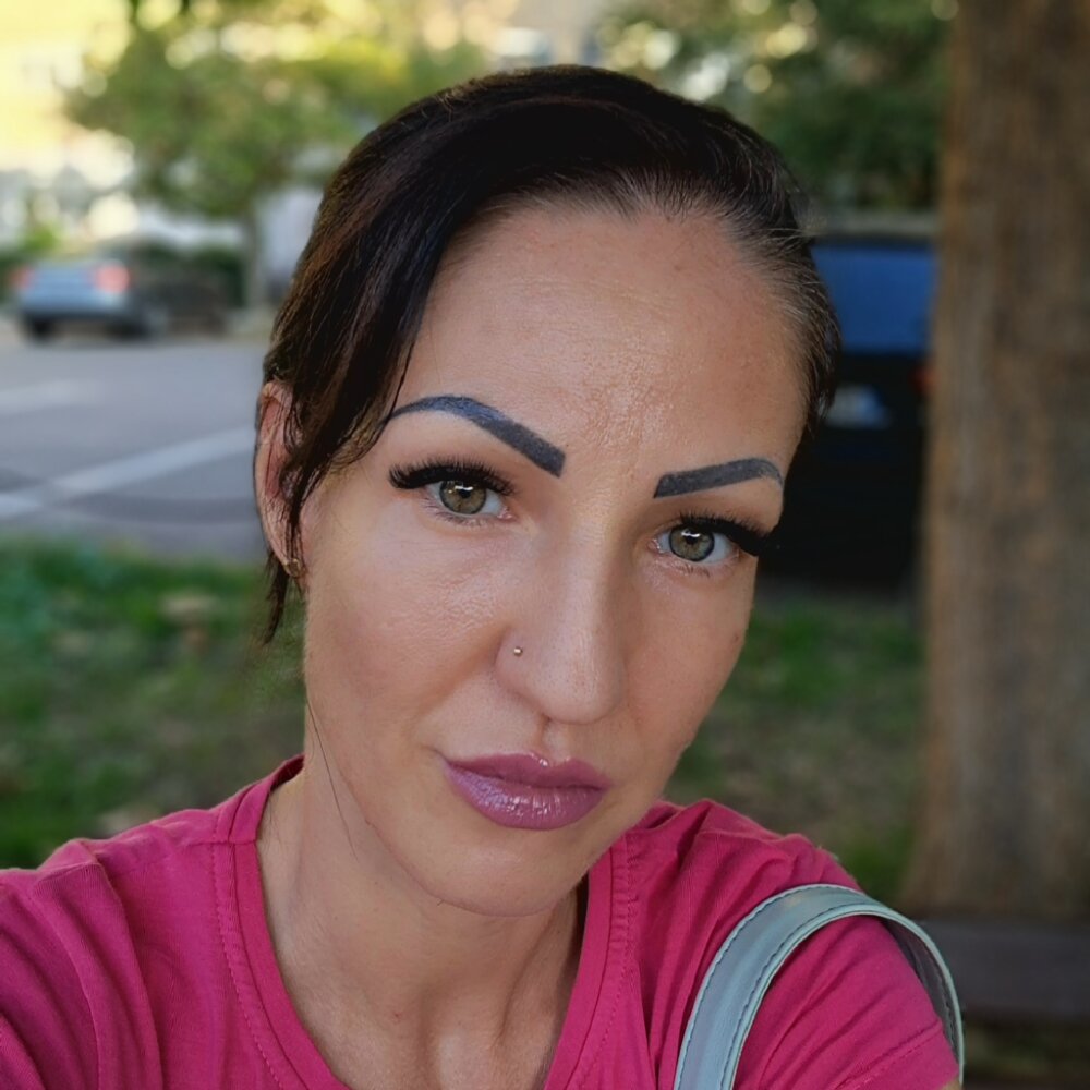 ChristineflowerのオフラインXXXチャット