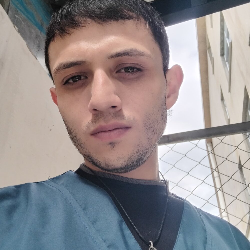 Sebas_ossa's Offline Chat Room