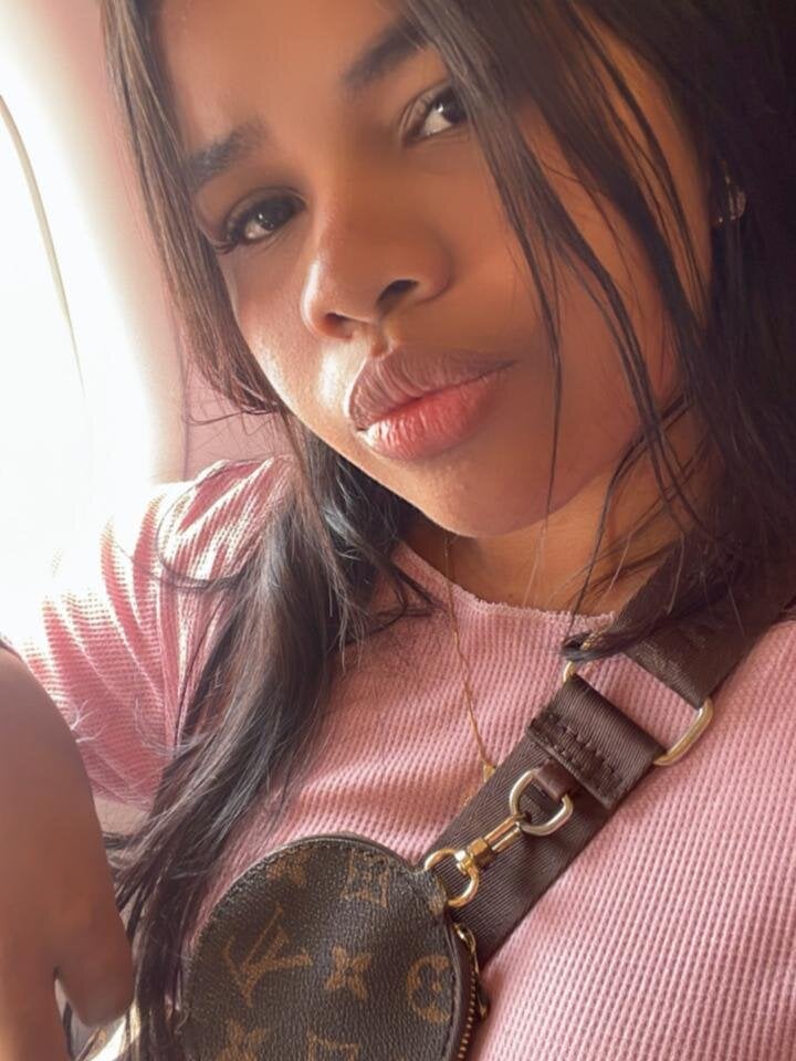 sienna_valexx from stripchat
