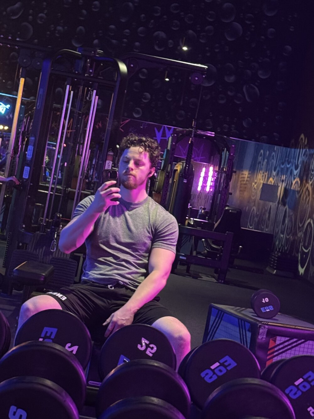 Issa_Crazed Offline XXX-chat