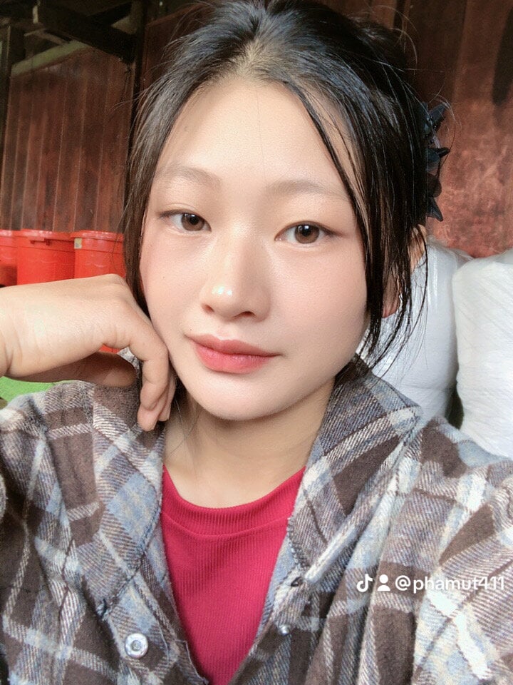 sexcams-joy.com big_boobs2k livesex profile in asia cams