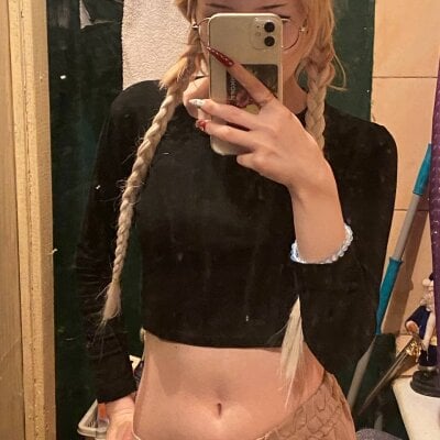 Ashlynsnow