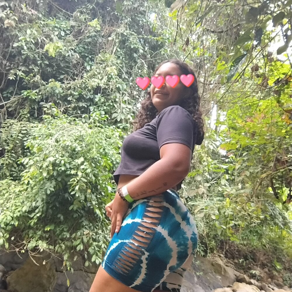 nathnaty from stripchat