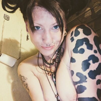 lauralinnsinn 💗 live nude webcam