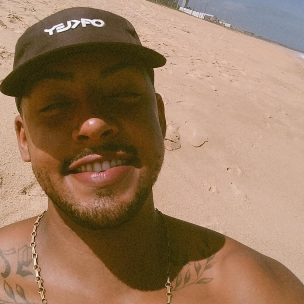 hercuolo's Offline XXX Chat