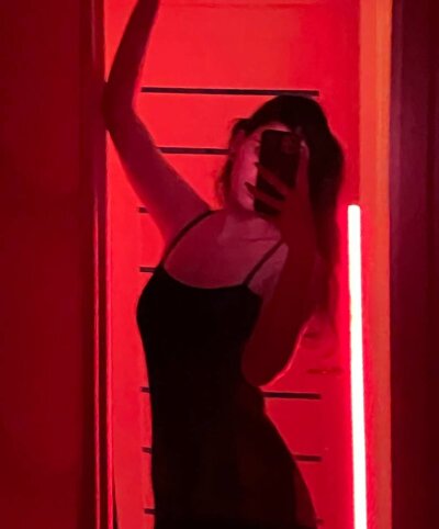 Amber_Lux69