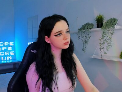 mili_coy private show