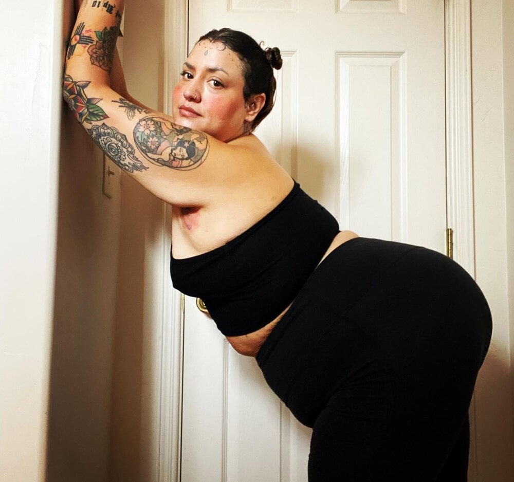 savagexguapa webcam profile - Austrian