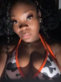 cocoalove93's Offline Chat Room