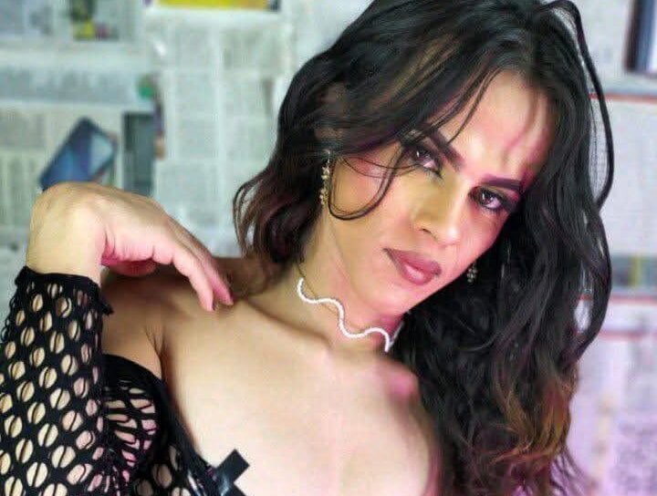 Laira_hotgirl