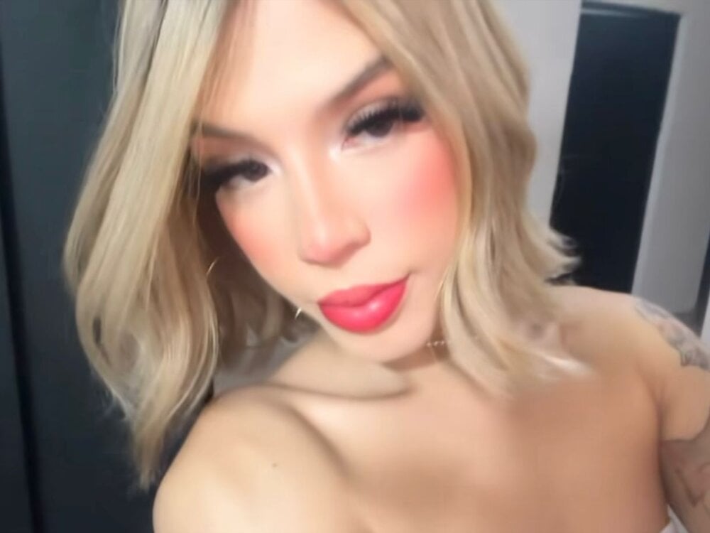 Live sex webcam photo for Courtney_gonet #290338629