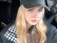 VanessaCarroll's Offline Chat Room