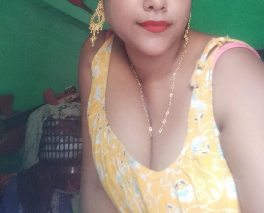 Sexy--riya01