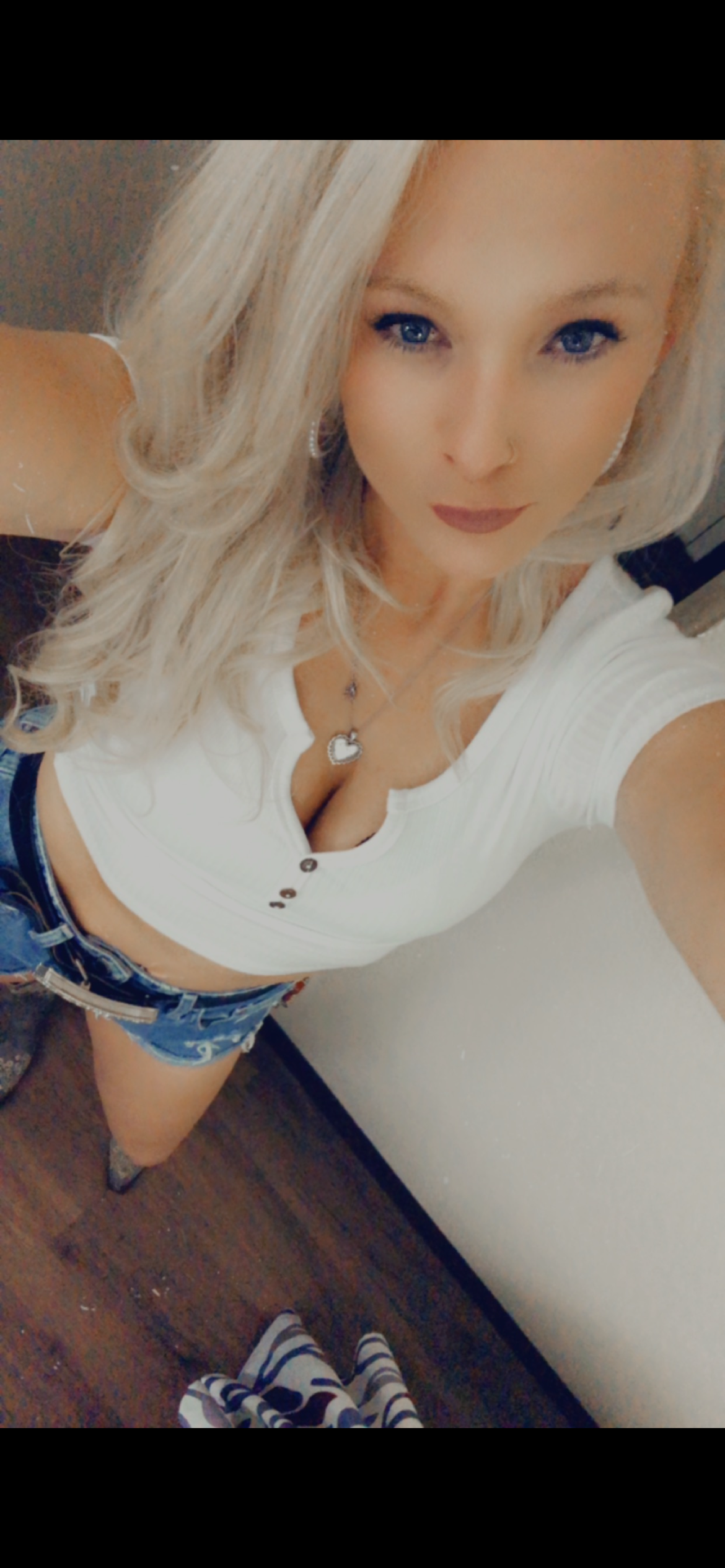 Beckyy69