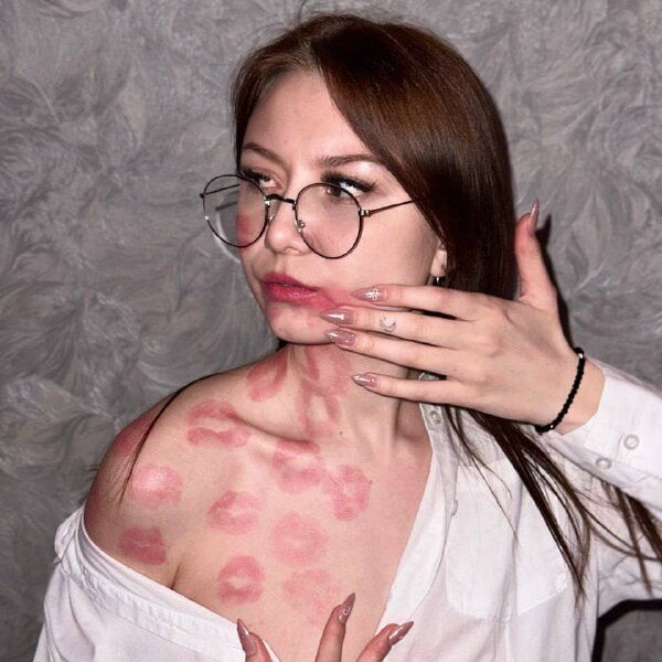 livesex.fan travisstalter livesex profile in on-suitcases cams