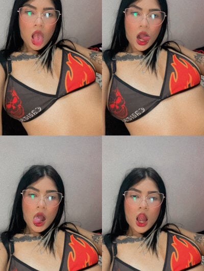 extreme_couple18 from stripchat