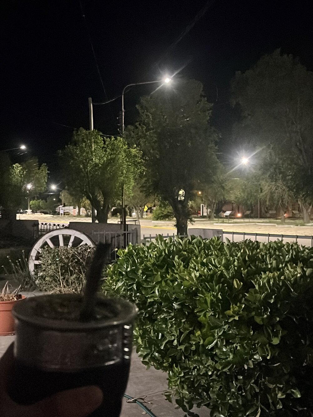 elu-dylan-17's Offline XXX Chat