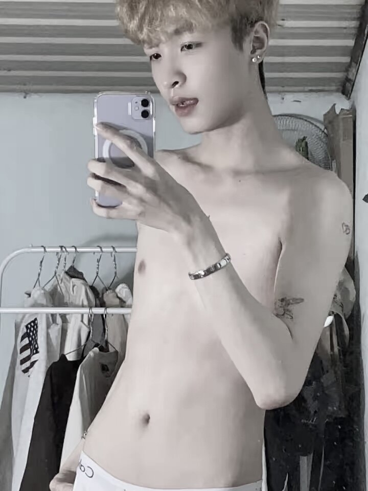 thebabyitme's Offline XXX Chat