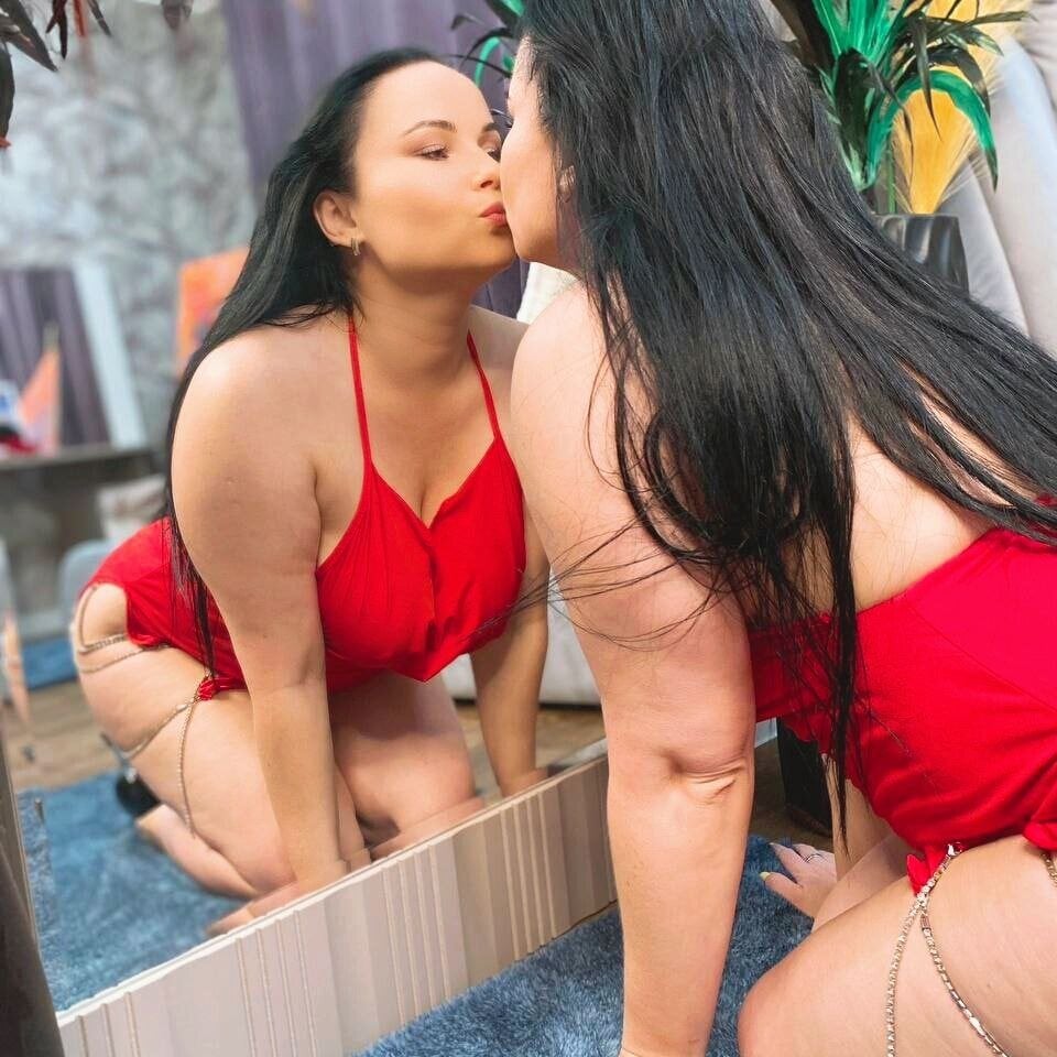 Juliamills profile