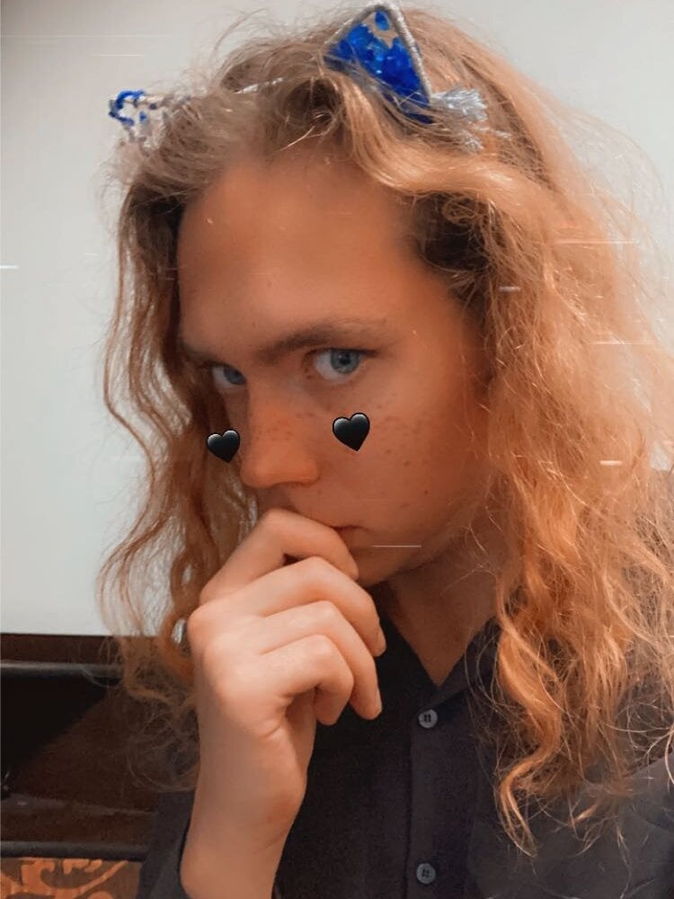 DavisKinky profile