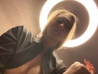Silvia_Shugarr's Live Sex Cam Show