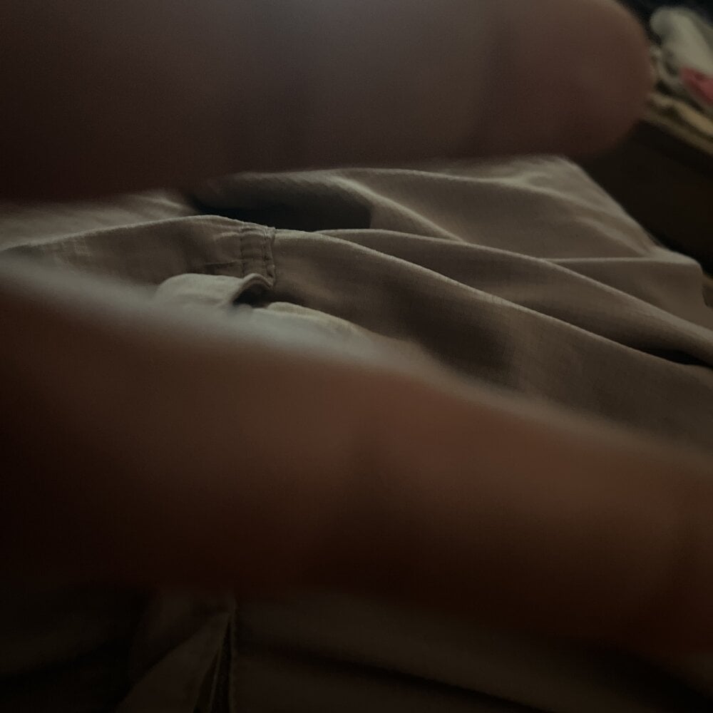 calienteD4vid2005's Offline XXX Chat