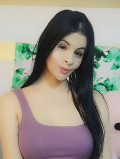 Ameliaco18 Female Smallaudience Live Webcam Adult