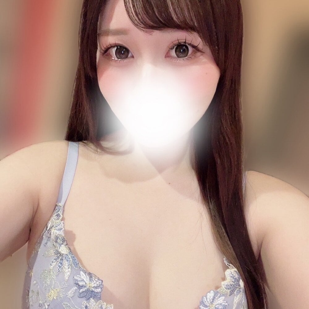 Kanna_queen_sss live cam model at StripChat