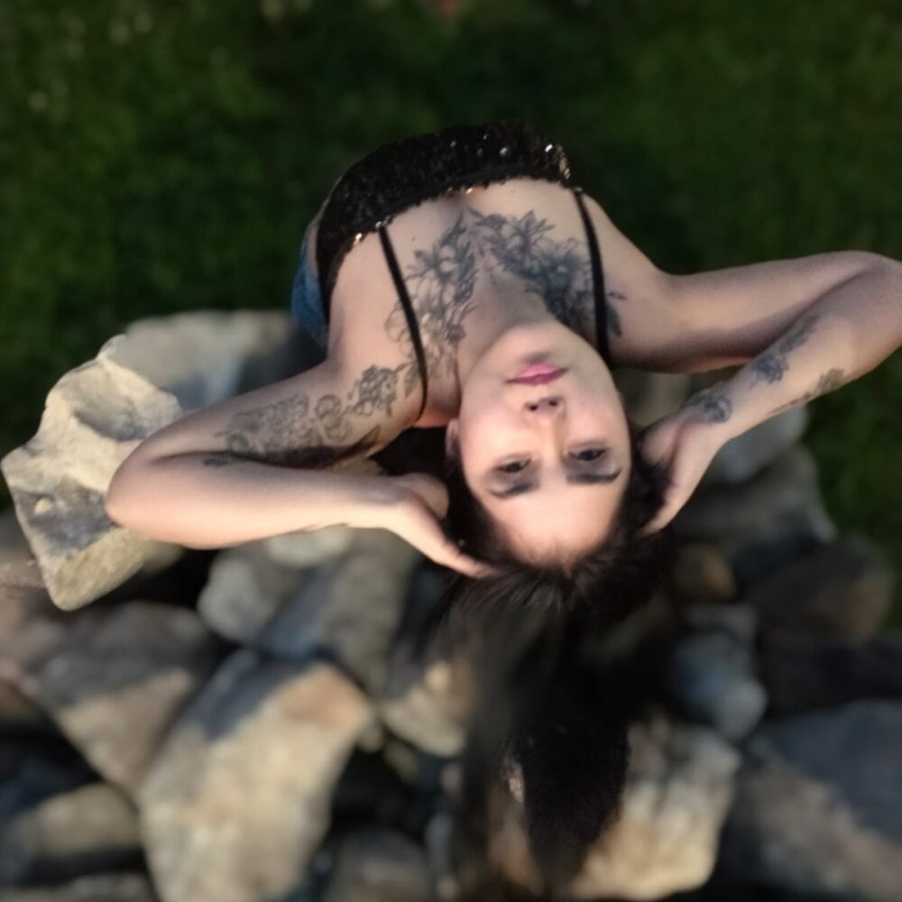 sexlivecamsites.com beidy_rous livesex profile in english cams