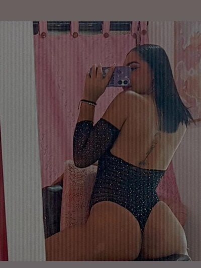 Samanthats_horny Trans Smalltits Live Webcam Chat