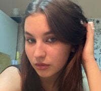 AllysonQuinnf's Offline Chat Room