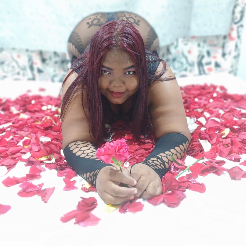 Live sex webcam photo for marilyn_16 #290374037