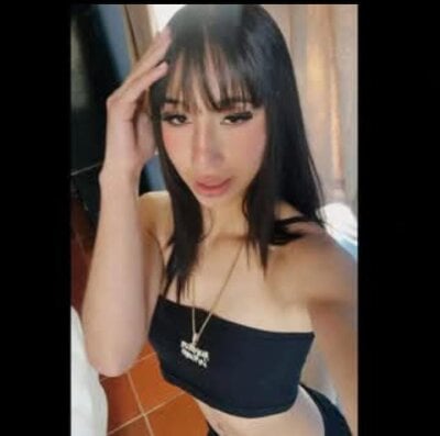 Petite_hott