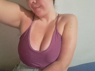 kiaralii2001 💅 adult chat