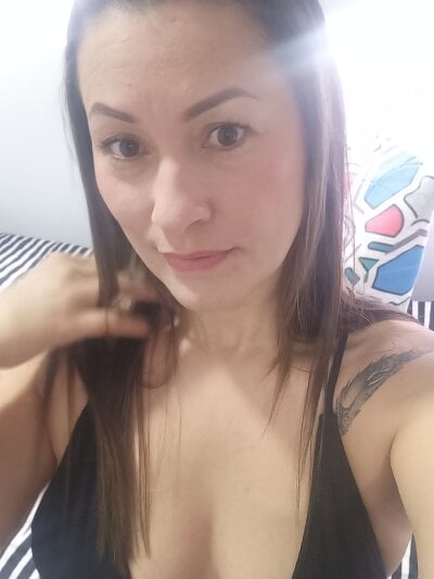 Verito_hot - curvy latin