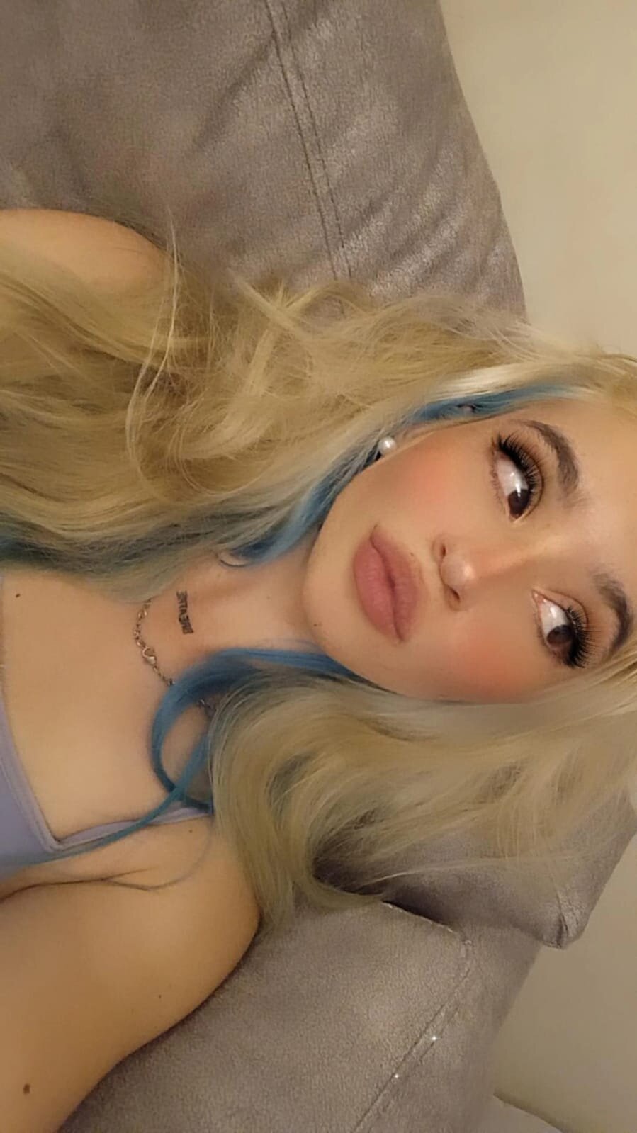 ambberr_tay
