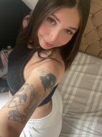CutePeachx's webcam live show