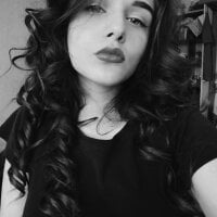 Polianna_kind's Offline Chat Room