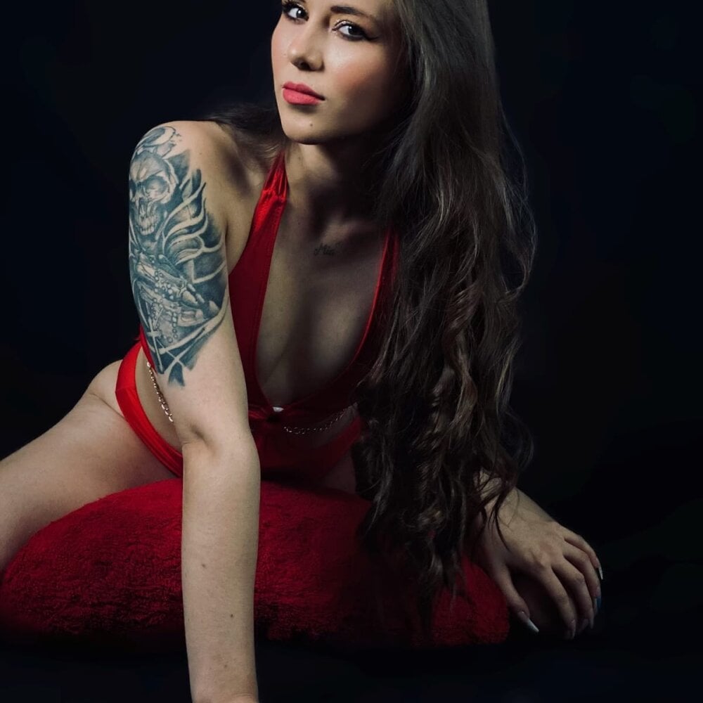 pornos.live fuck_me_baby17 livesex profile in the-firm-of-sex cams