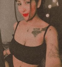 MichellBlue1's Offline Chat Room