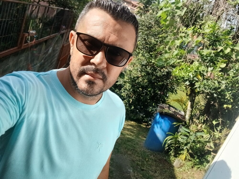 perigera123 from stripchat