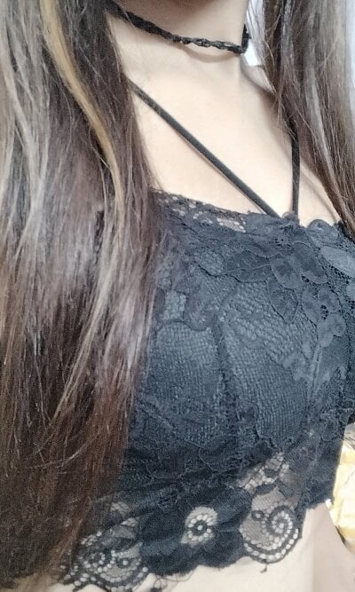 Nedhi551 Female Indian Cam Chat