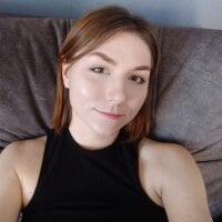 YourLadyClaudia's Offline Chat Room