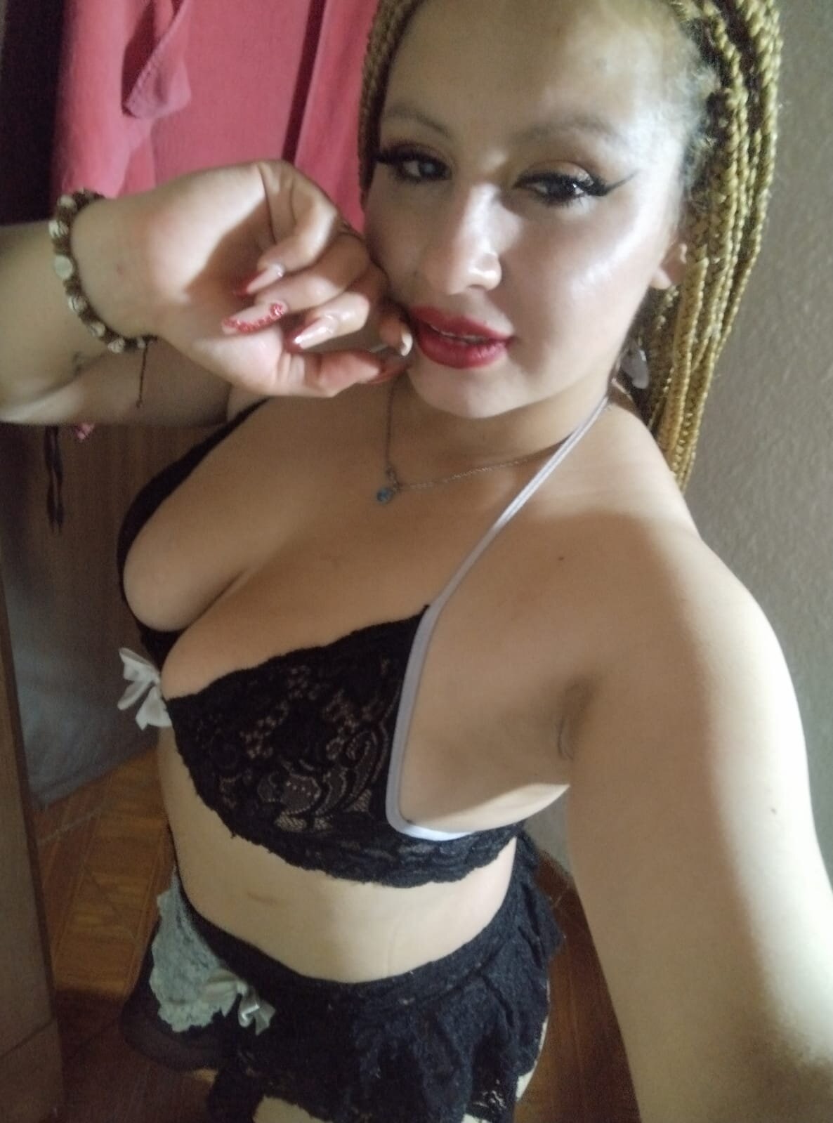 Taylormonrrou