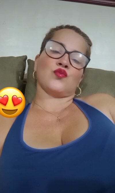 natally_ross21 - interactive toys mature