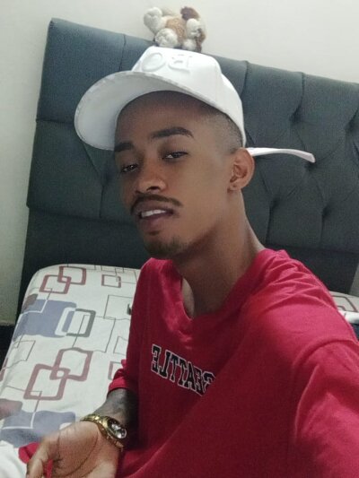 jim_sexyhot from stripchat
